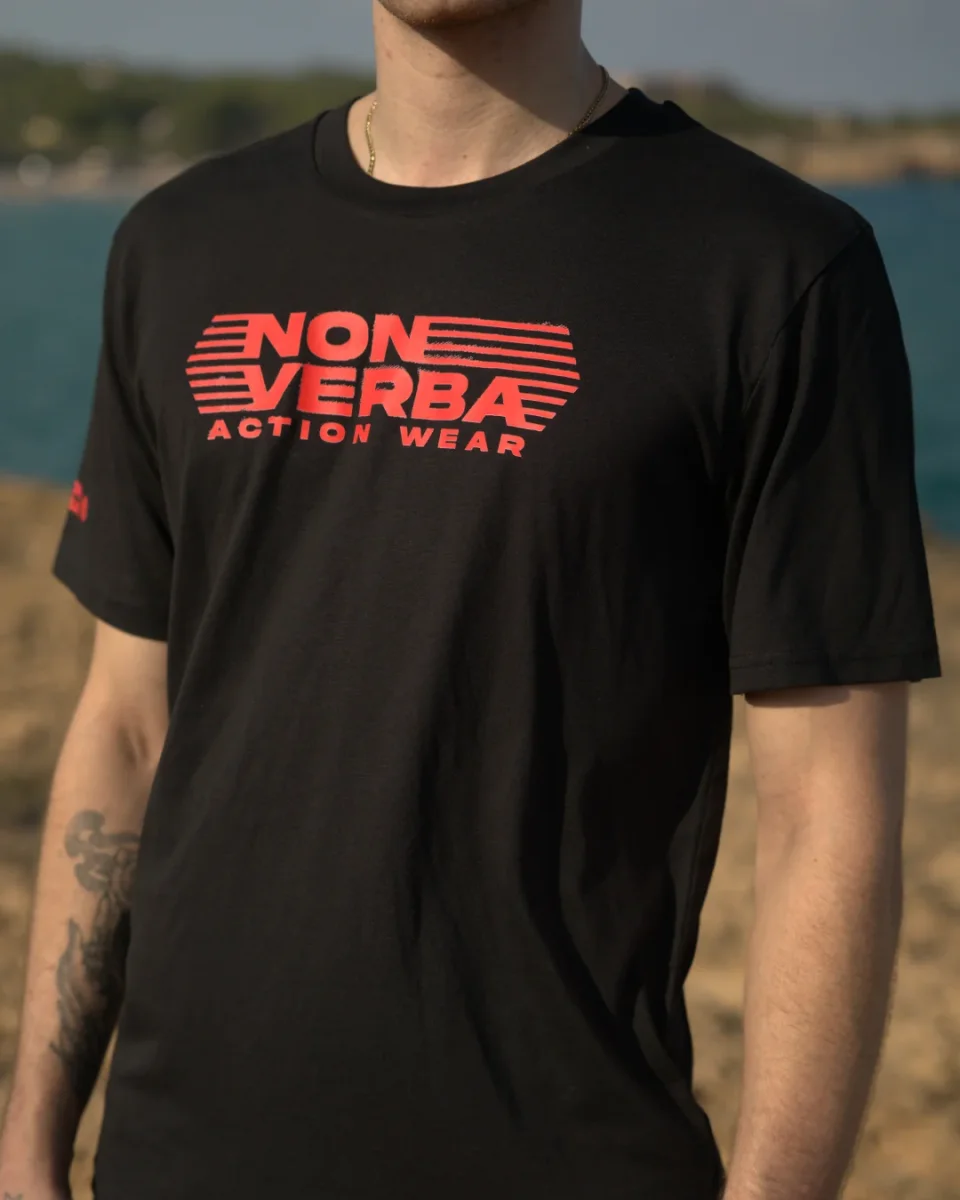 CAMISETA RED LIGHT