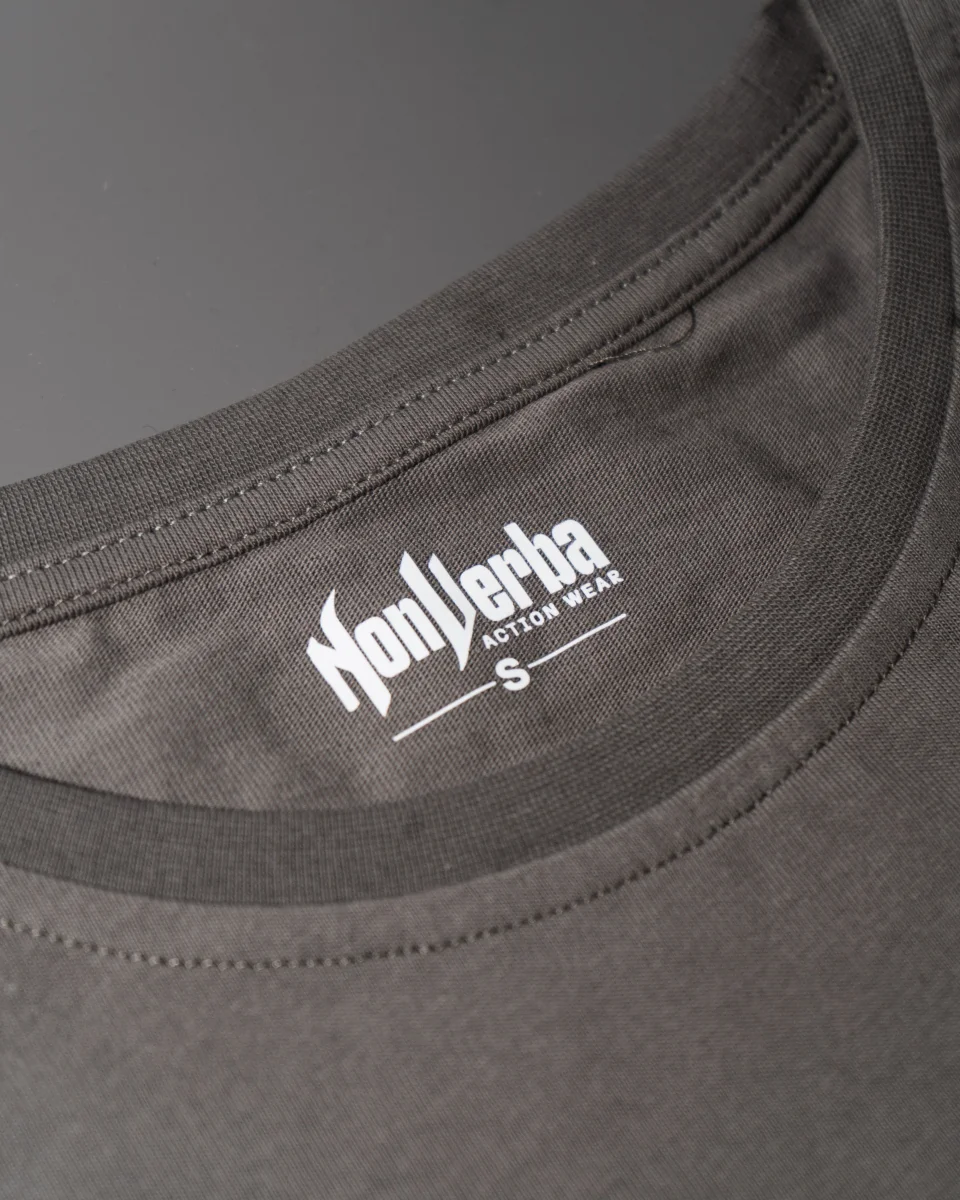 CAMISETA "FACTA NON VEBRA" GRIS - Imagen 5