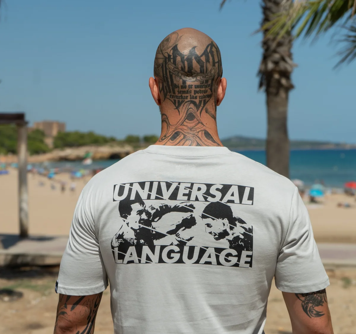 CAMISETA "INTERNATIONAL LANGUAGE" GRIS CLARO - Imagen 7