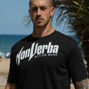 CAMISETA "SILENT HUSTLE" NEGRA