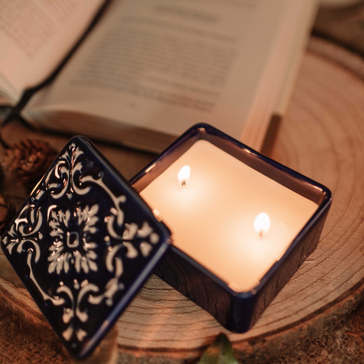 VELA AROMATICA ISLAND - Candle Box - Imagen 2