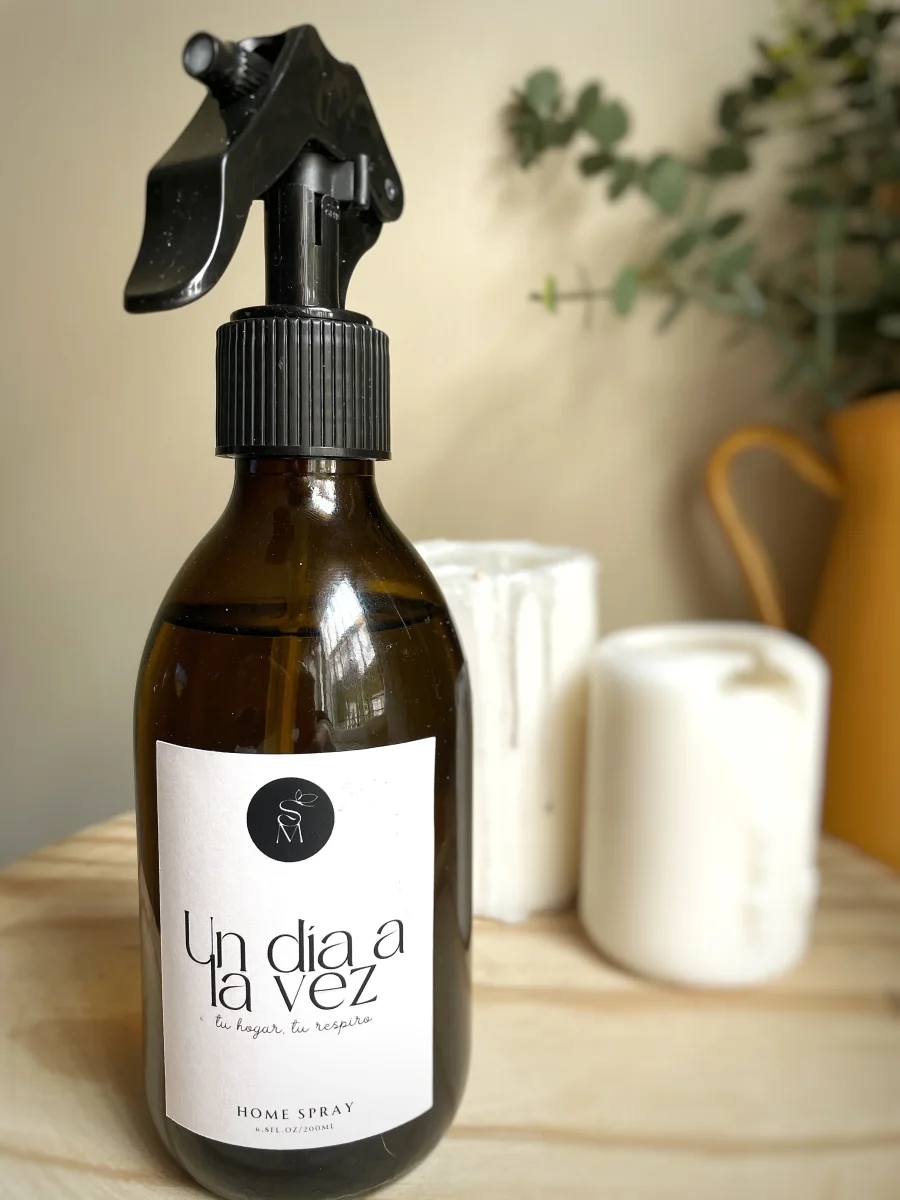 ´Un día a la vez´ · Home Spray