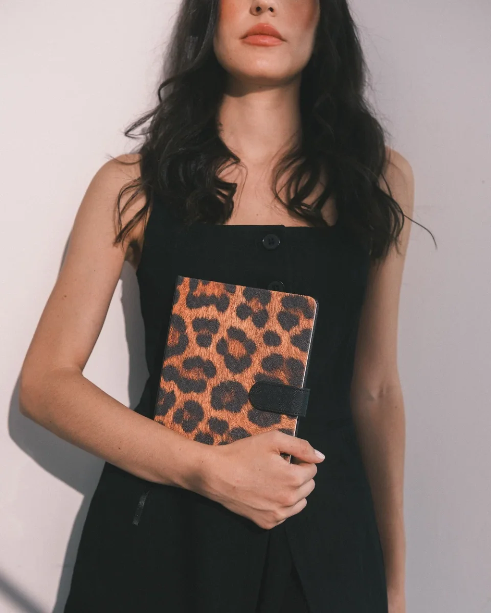 Cuaderno Bold Leopard - Cierre Magnético | 96 Hojas - Imagen 3