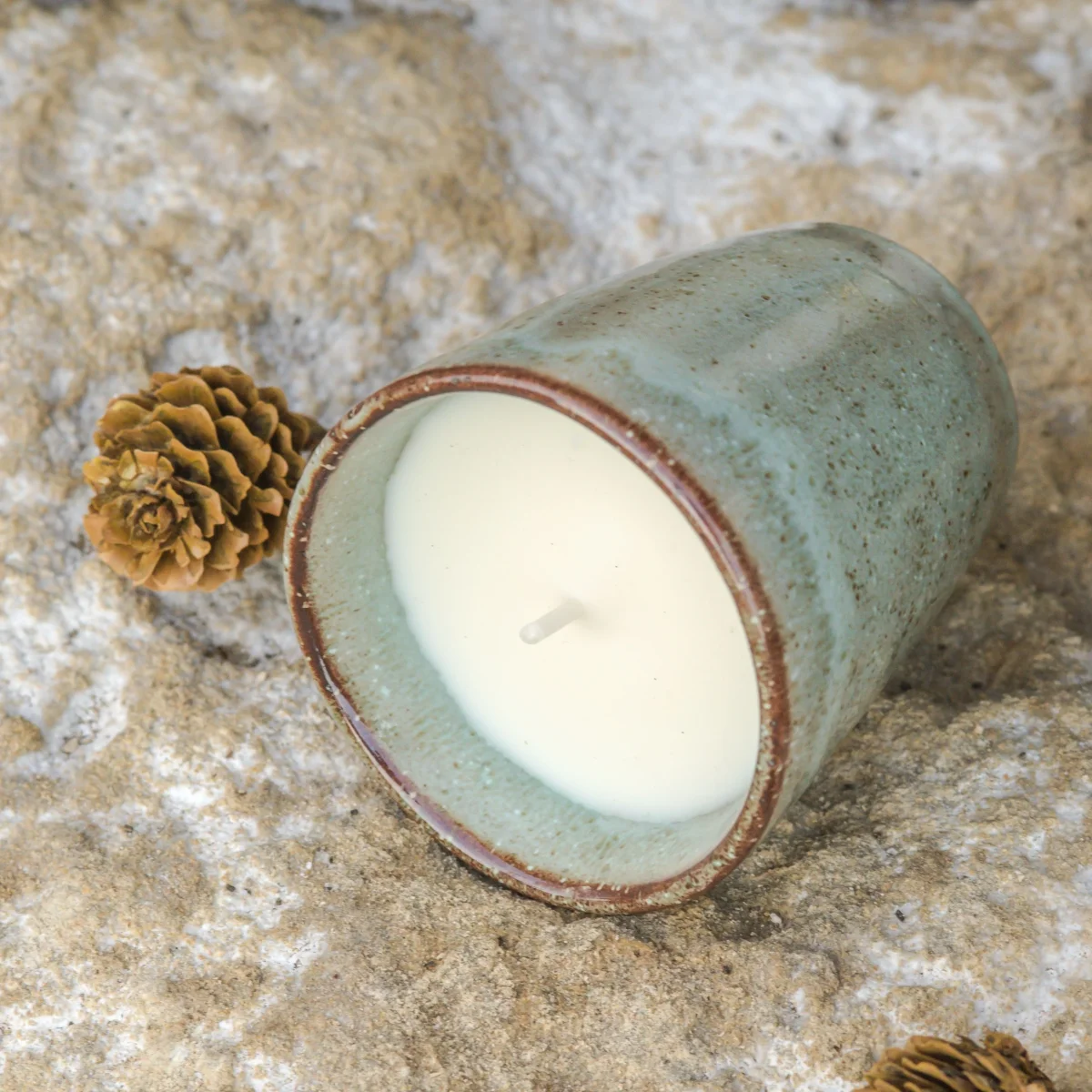 VELA AROMÁTICA STONE - Expresso Green - Imagen 3
